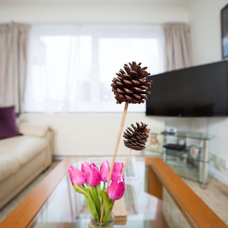 Apartmán Guestready - Spacious 2Br Flat In Peaceful Hove Exteriér fotografie